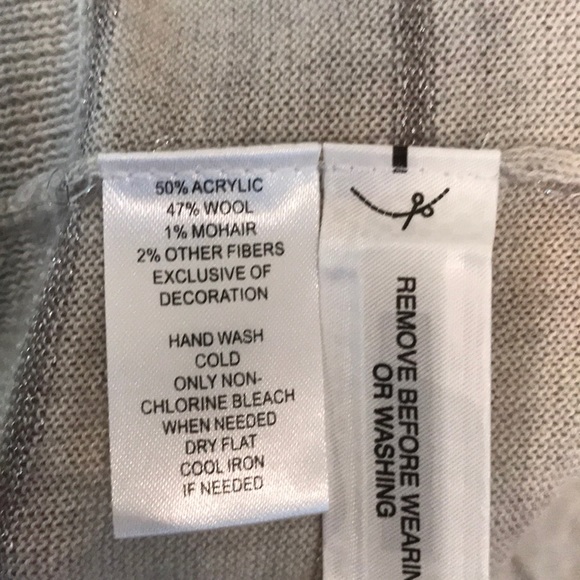 Ann Taylor Loft Sweater Size Small - Picture 4 of 5